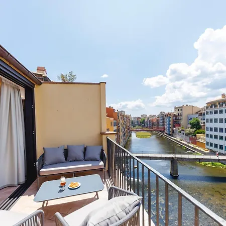 Bravissimo Ballesteries Penthouse, Monthly Girona